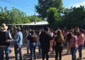 Protesta y enfrentamiento en Laguna Colorada tras operativo federal; detienen a una mujer y aseguran vehículos en Culiacán